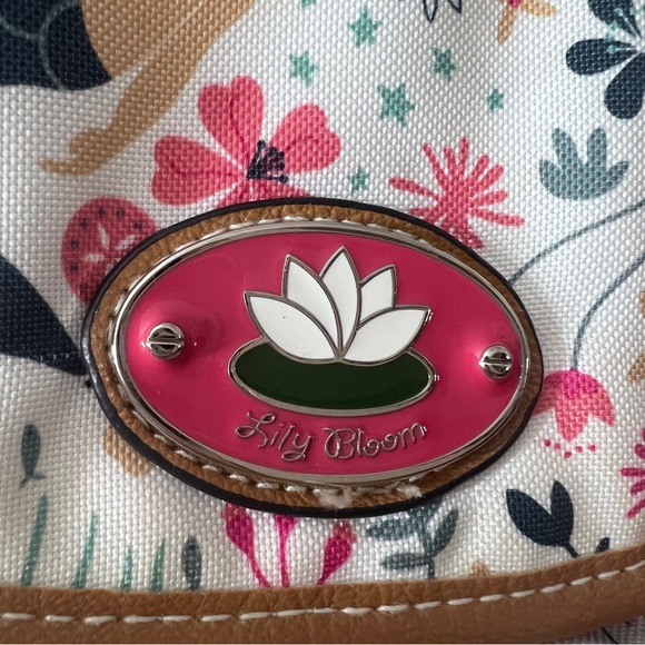 Small Lily Bloom Mermaid Theme Drawstring Backpack Purse - Cream. NWOT - Picture 7 of 7